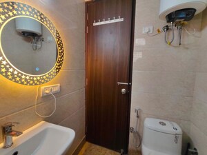 Bathroom in 2 BHK Builder Floor at Saket – for Rent