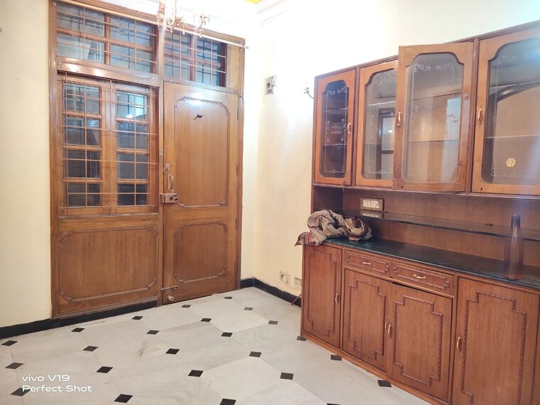 Living Room, east of kailash 2 Bedroom 160 Sq.Yd. Builder Floor In East Of Kailash Delhi 9756665