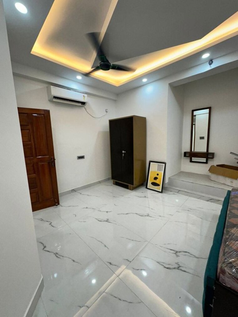 Living Room, freedom fighters enclave 2 Bedroom 900 Sq.Ft. Apartment In Freedom Fighters Enclave Delhi 9756682