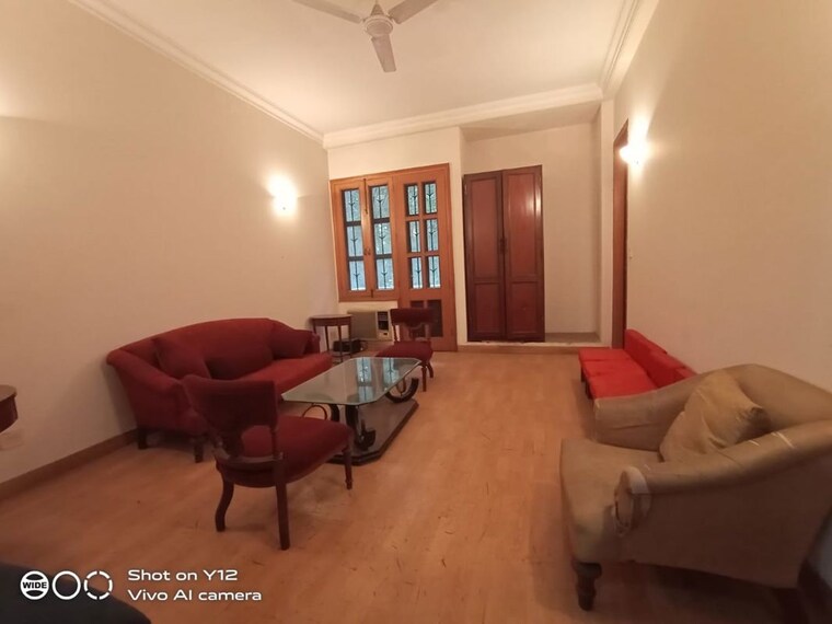 Living Room, panchsheel park 4 Bedroom 800 Sq.Yd. Builder Floor In Panchsheel Park Delhi 9756709