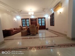 4 BHK + Pooja Room,Servant Room,Study Room Builder Floor For Sale in Panchsheel Park