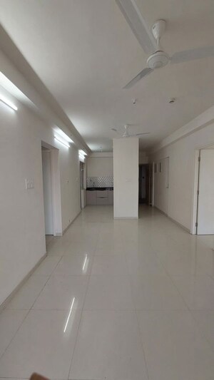 Room in 1 BHK Apartment at Godrej Hillside 2, Mahalunge – for Rent