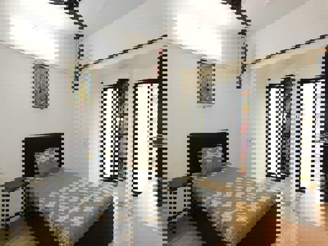 1 BHK + Pooja Room 585 Sq.Ft. Apartment in Crystal Palace CHS