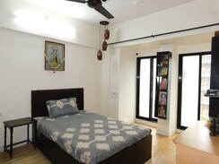 2 BHK + Extra Room Apartment For Sale in Crystal Palace CHS