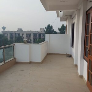 Living Room in  Pg at Gomti Nagar – for Rent
