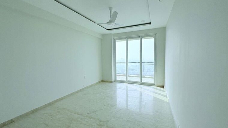Room, sector 22 4 Bedroom 2520 Sq.Ft. Apartment In Sector 22 Gurgaon 9756826