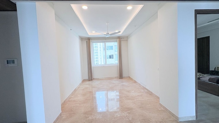 Room, sector 22 4 Bedroom 2520 Sq.Ft. Apartment In Sector 22 Gurgaon 9756826