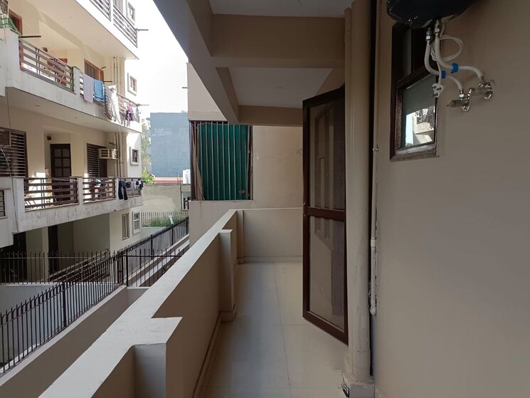 Balcony, sector 46 3 Bedroom 1521 Sq.Ft. Builder Floor In Sector 46 Gurgaon 9756888