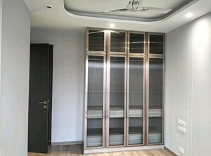 Building Lobby in 3 BHK Apartment at CS Roseate 63, Sector 63a – for Rent