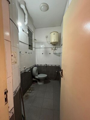 Bathroom in 3 BHK Apartment at Esteem Park, Jp Nagar – for Sale