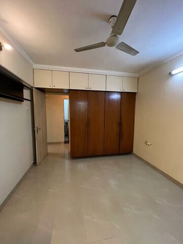 Room in 3 BHK Apartment at Nahar Amrit Shakti, Chandivali – for Rent