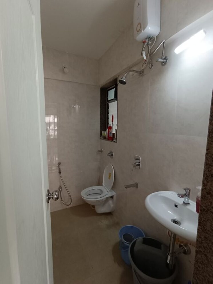Attached Bathroom, bg-shirke-monte-verita 2 Bedroom 650 Sq.Ft. Apartment In Borivali East Mumbai 9757060