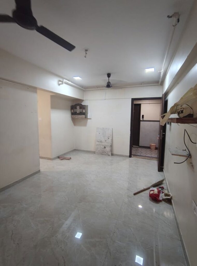 Room, ghatkopar east 2 Bedroom 580 Sq.Ft. Builder Floor In Ghatkopar East Mumbai 9757077