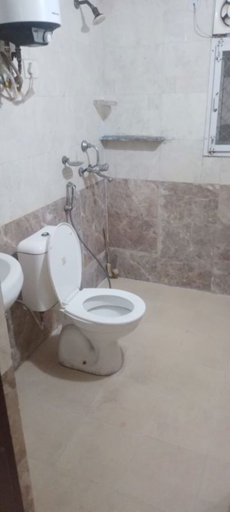 Bathroom, gardenia-golf-city 2 Bedroom 950 Sq.Ft. Apartment In Sector 75 Noida 9757127