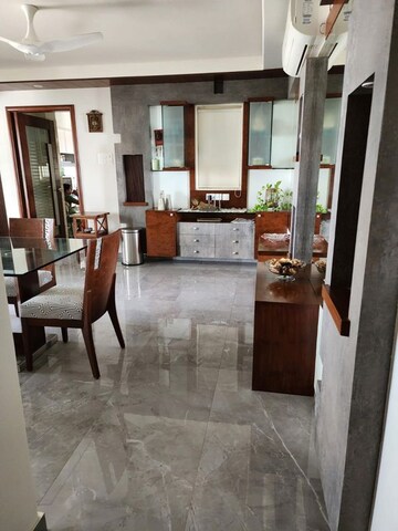 Living Room in 3 BHK Apartment at Bandra West – for Rent