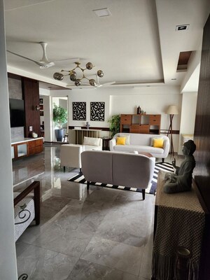 3 BHK Apartment For Rent in Bandra West