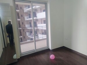 Room in 3.5 BHK Apartment at Bestech Park View Altura, Sector 79 – for Rent