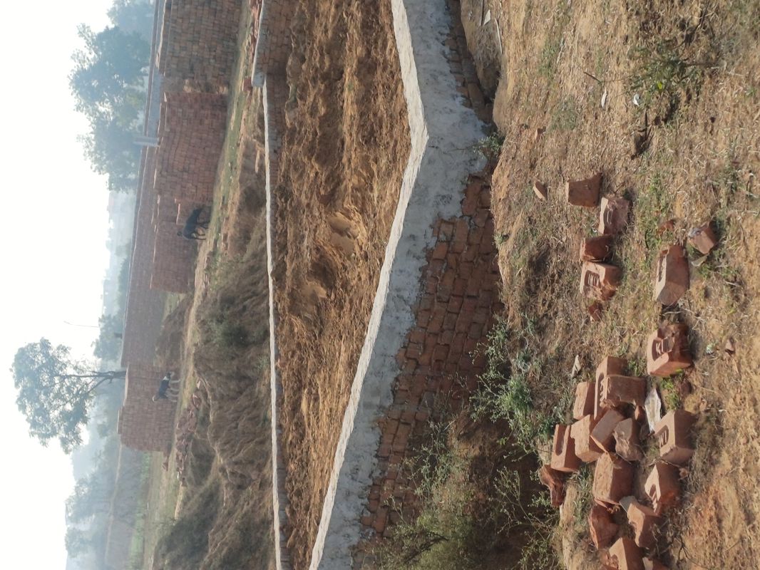 Plot For Sale in Nacholi