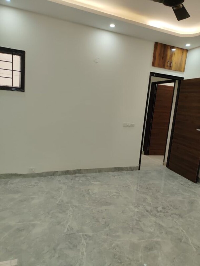 Room, unitech-singleton-floors-south-city 3 Bedroom 360 Sq.Yd. Builder Floor In Sector 50 Gurgaon 9757208