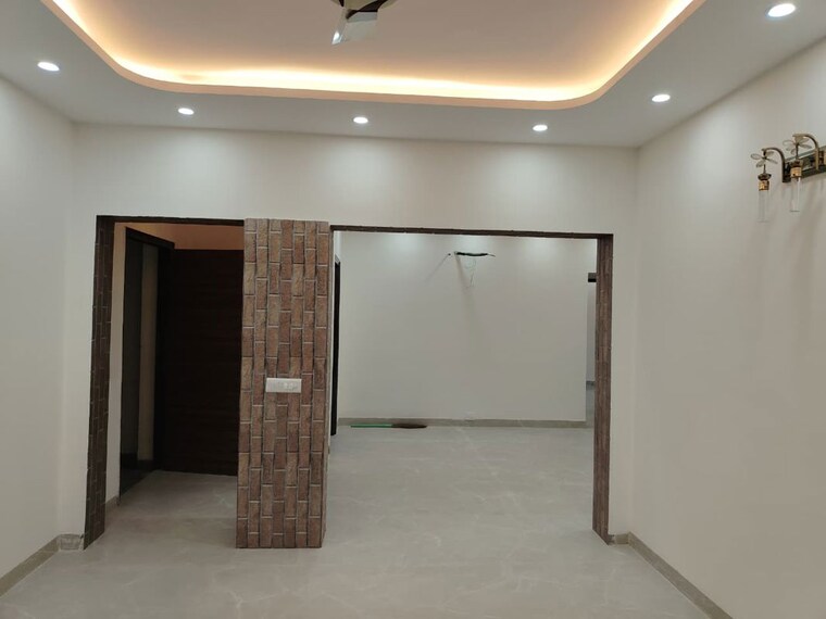 Room, unitech-singleton-floors-south-city 3 Bedroom 360 Sq.Yd. Builder Floor In Sector 50 Gurgaon 9757217