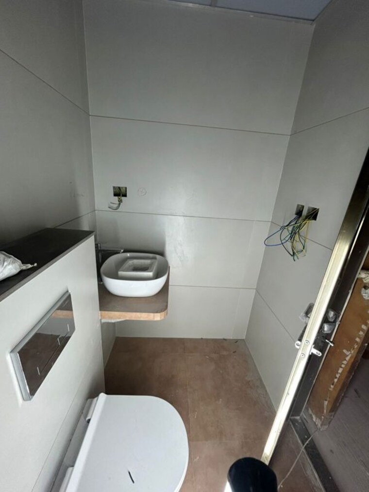 Bathroom, k-raheja-ascencio 2 Bedroom 848 Sq.Ft. Apartment In Chandivali Mumbai 9757224