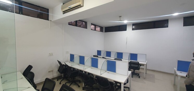 Team Area, sector 4 Commercial Office Space in IT/SEZ 2500 Sq.Ft. In Sector 4 Noida 9757236