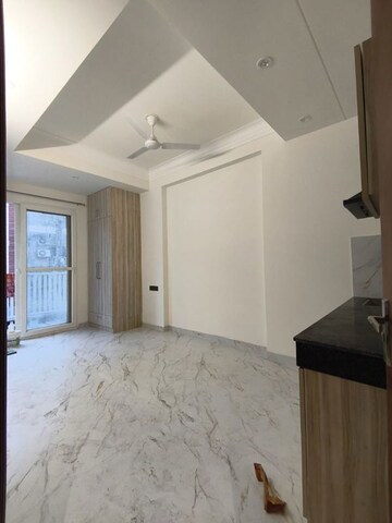 Room in Studio Builder Floor at Sector 45 – for Rent