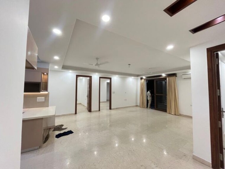 Room, vasant kunj 4 Bedroom 2000 Sq.Ft. Builder Floor In Vasant Kunj Delhi 9757255