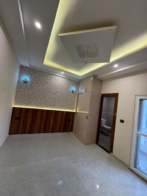 Furnished Amenities in 2 BHK Builder Floor at Gujrara Mansingh – for Sale
