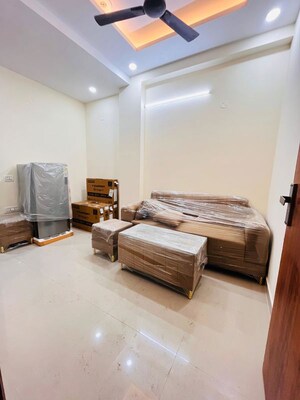 Living Room in 1 BHK Builder Floor at Sector 31 – for Rent