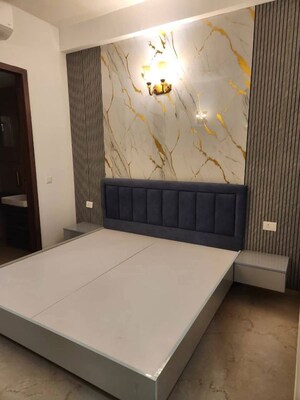 Bathroom in 3 BHK Apartment at Smart World Orchard, Sector 61 – for Rent