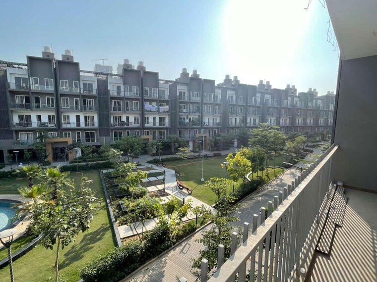 Exterior View, smart-world-orchard 3 Bedroom 1632 Sq.Ft. Apartment In Sector 61 Gurgaon 9757286