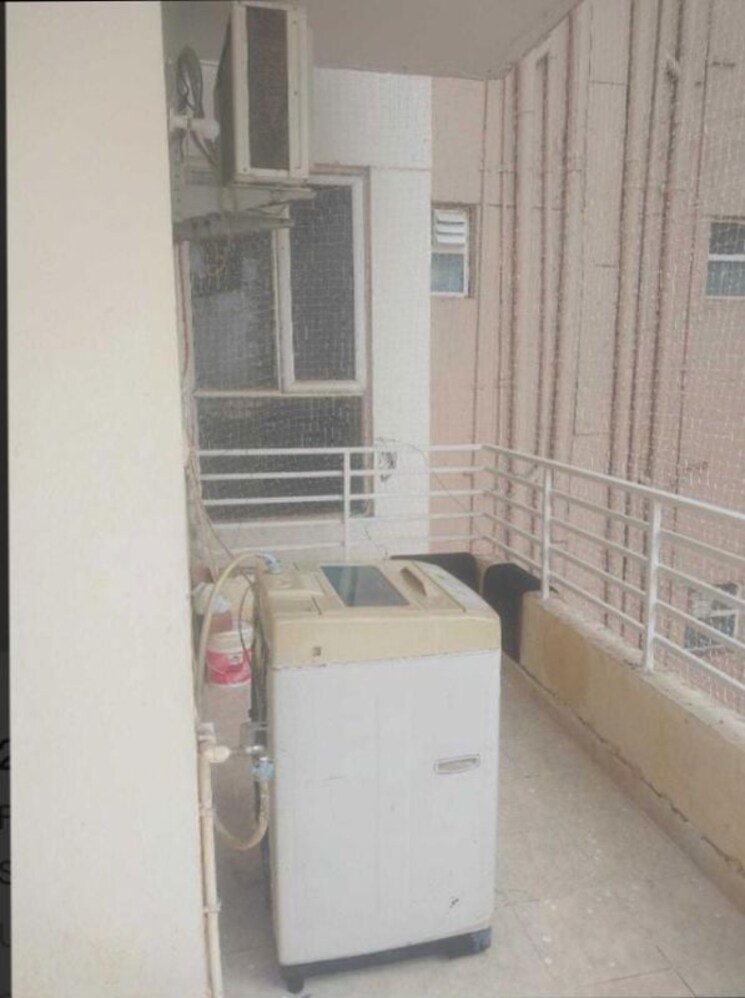 Bathroom, kshitij-ramsons 2 Bedroom 560 Sq.Ft. Apartment In Sector 95 Gurgaon 9757301