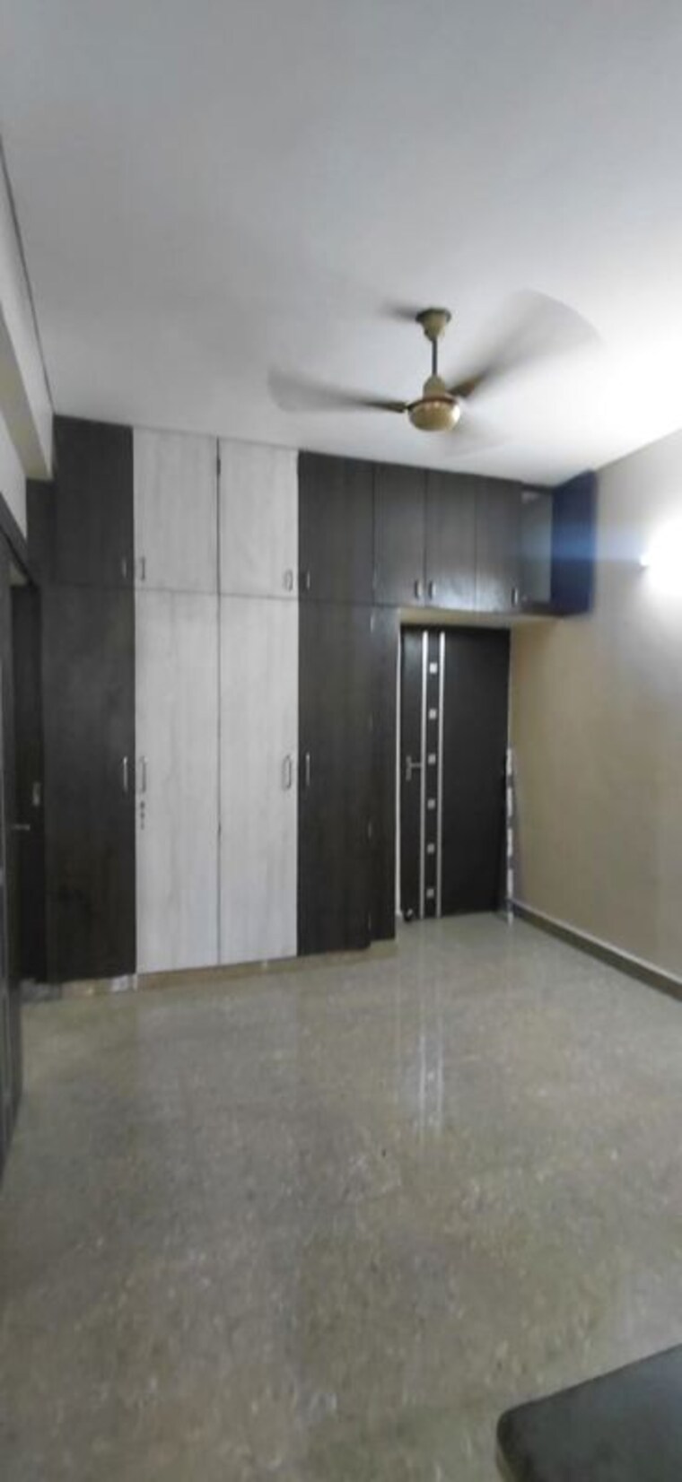 Room, vikas puri 3 Bedroom 1000 Sq.Ft. Apartment In Vikas Puri Delhi 9757308
