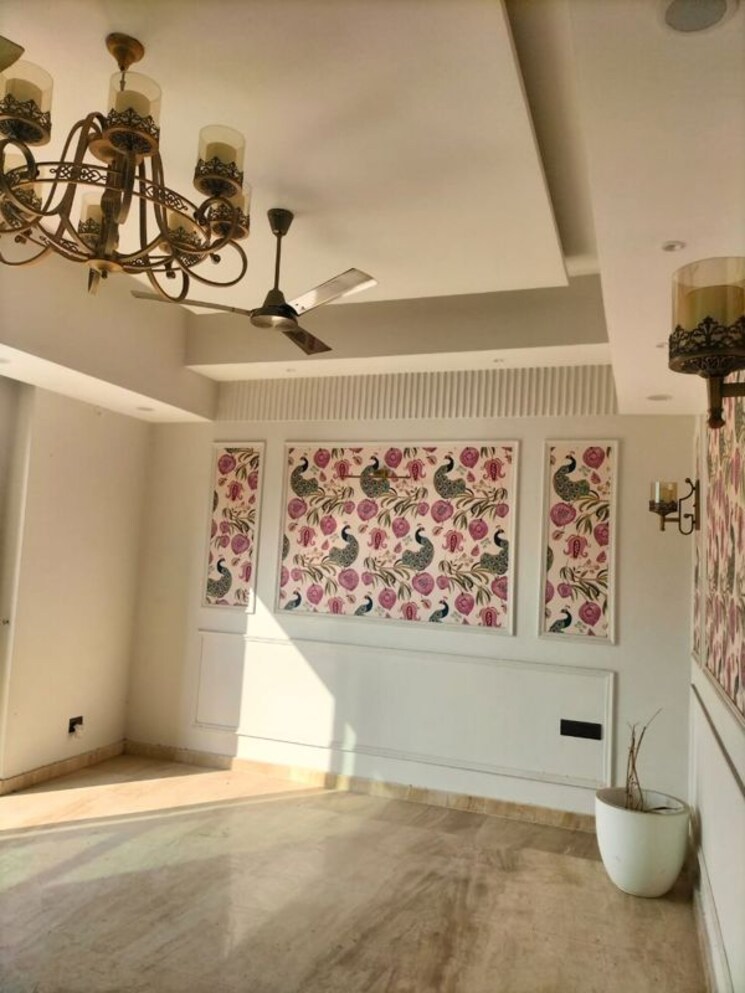 Room, mahagun-mezzaria 3 Bedroom 3070 Sq.Ft. Apartment In Sector 78 Noida 9757318