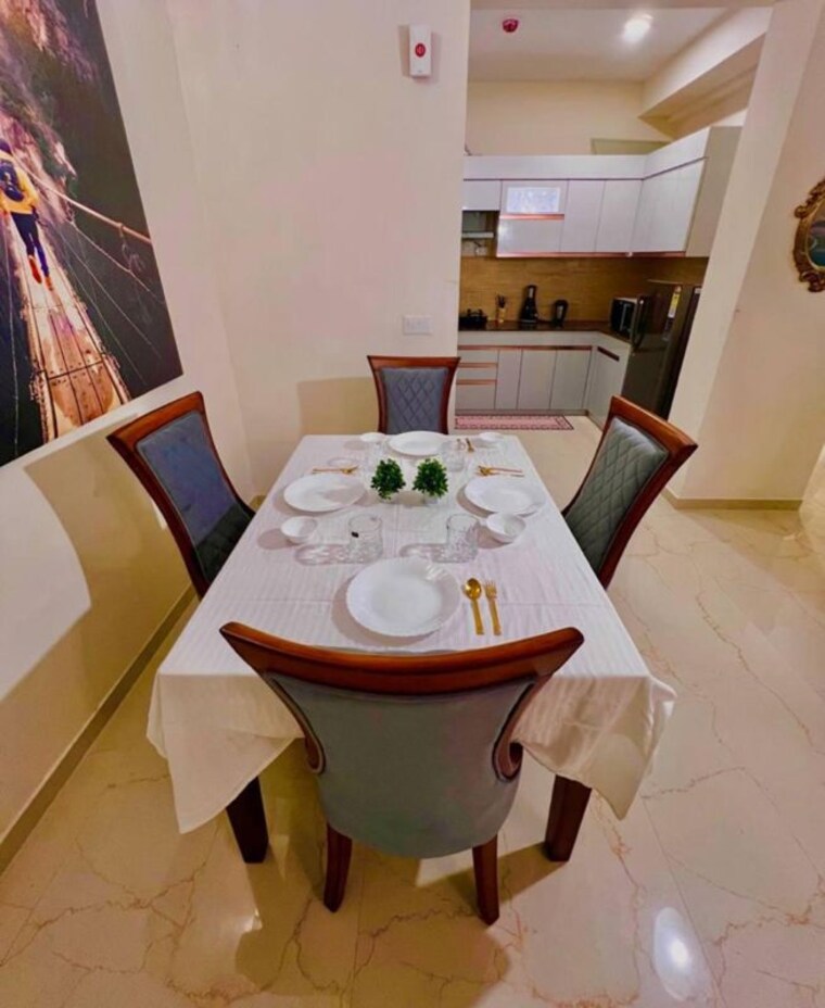 Team Area, omaxe-the-palace 3 Bedroom 1550 Sq.Ft. Apartment In Sushant Golf City Lucknow 9757320