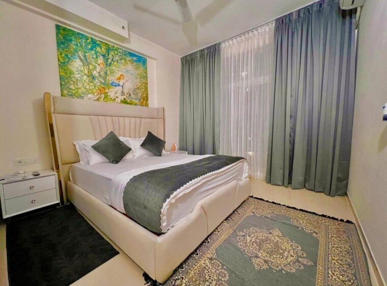 Bedroom, omaxe-the-palace 3 Bedroom 1550 Sq.Ft. Apartment In Sushant Golf City Lucknow 9757320