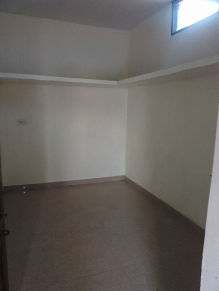 Room, kharar kurali highway 3 Bedroom 100 Sq.Yd. Independent House In KharaR Kurali Highway Mohali 9757323