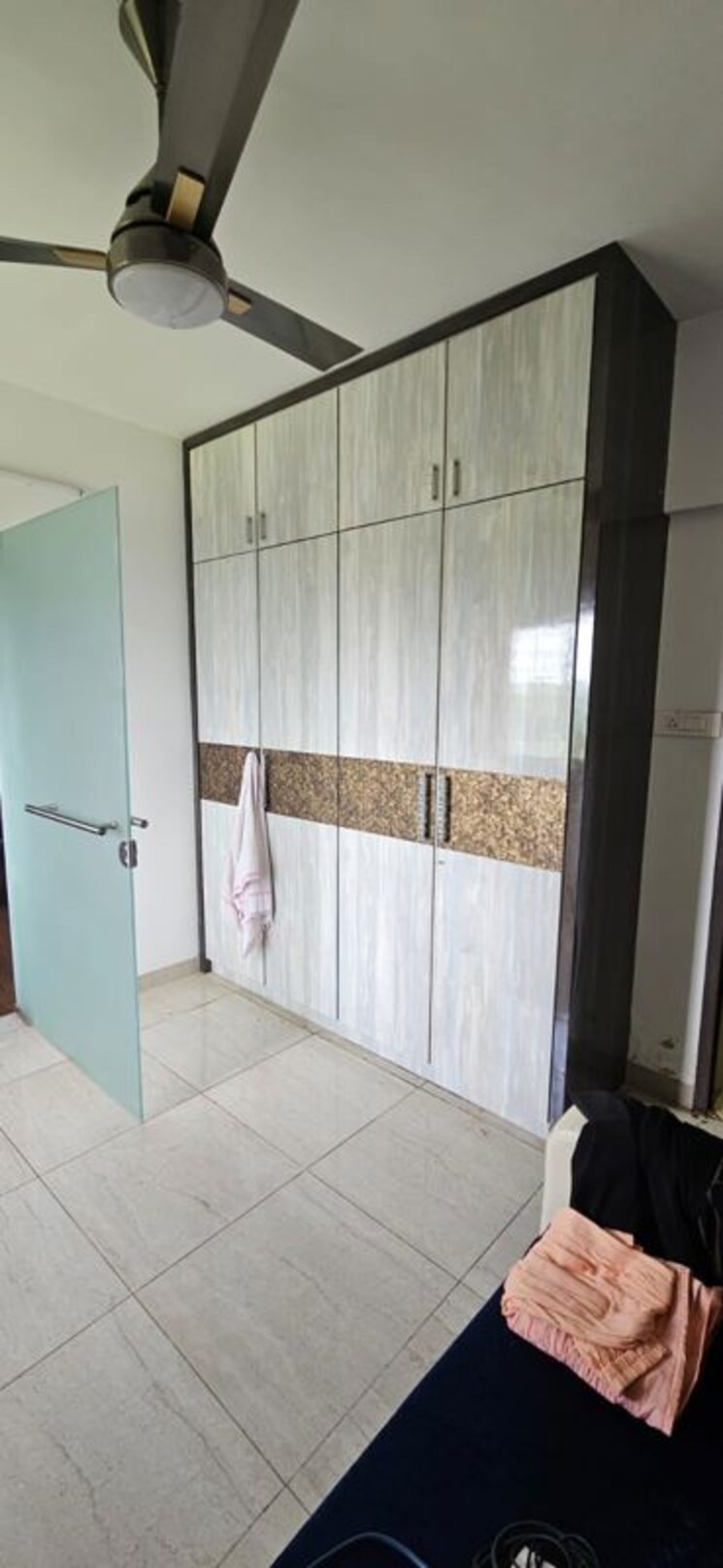 Bathroom, paranjape-schemes-crystal-towers 3 Bedroom 1230 Sq.Ft. Apartment In Pashan Pune 9757326