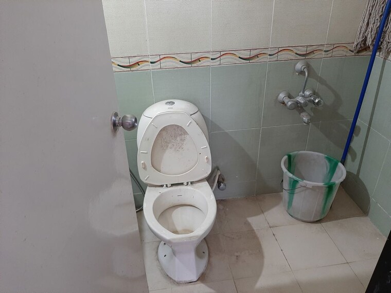 Bathroom, high-life 2 Bedroom 1000 Sq.Ft. Apartment In Sinhagad Road Pune 9757325