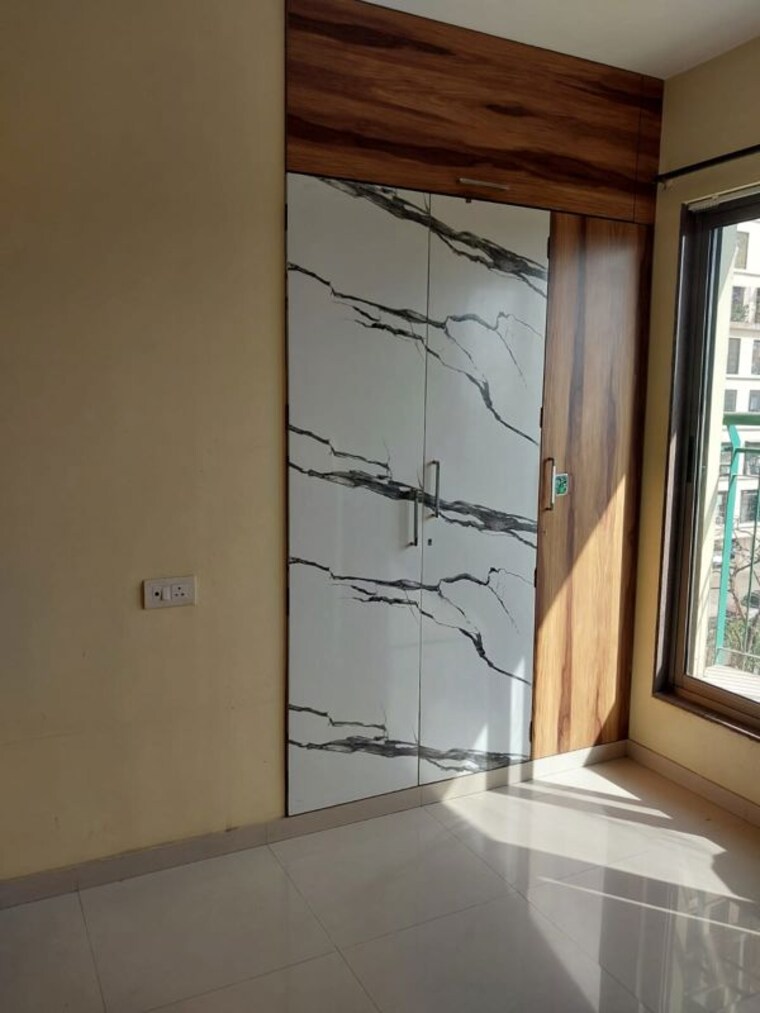 Room, neelkanth-greens 2 Bedroom 750 Sq.Ft. Apartment In Manpada Thane 9757388