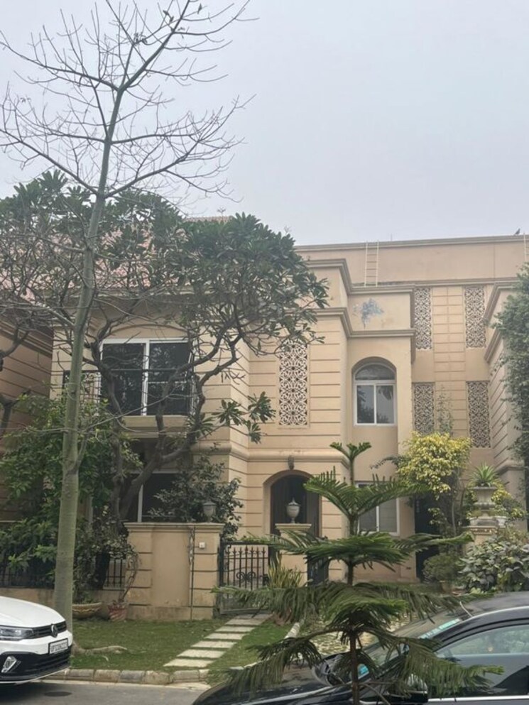 Exterior View, gomti nagar 4 Bedroom 2000 Sq.Ft. Independent House In Gomti Nagar Lucknow 9757390