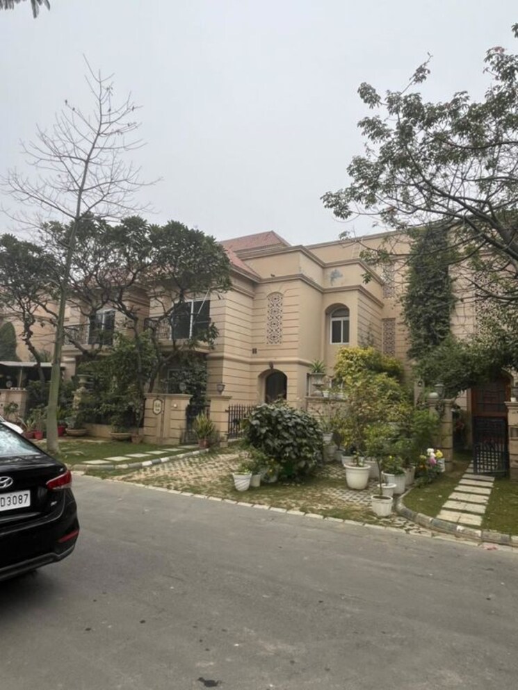 Exterior View, gomti nagar 4 Bedroom 2000 Sq.Ft. Independent House In Gomti Nagar Lucknow 9757390