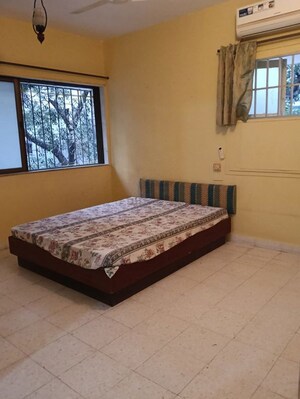 Bedroom in 3 BHK Apartment at Ashiana CHS Bandra West, Bandra West – for Rent