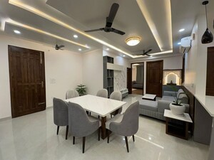 Team Area in 6 BHK Apartment at Emaar Gomti Greens Villas, Sushant Golf City – for Rent
