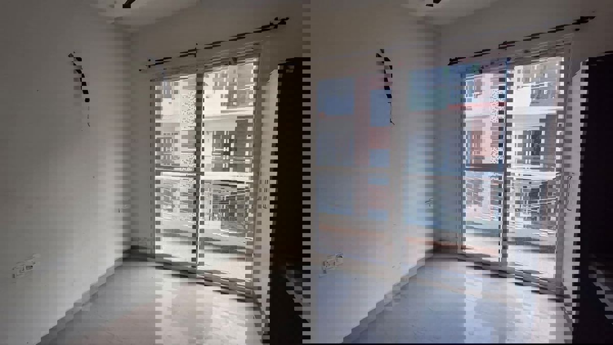 3 BHK Apartment For Rent in Gomti Homes