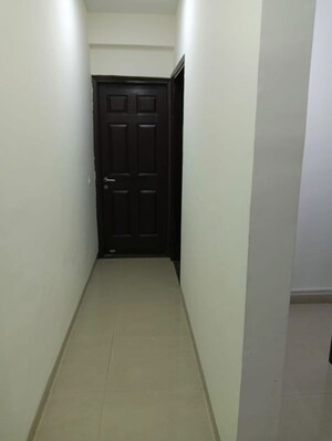 Building Lobby in 3 BHK Builder Floor at Unitech South City II, Sector 50 – for Rent