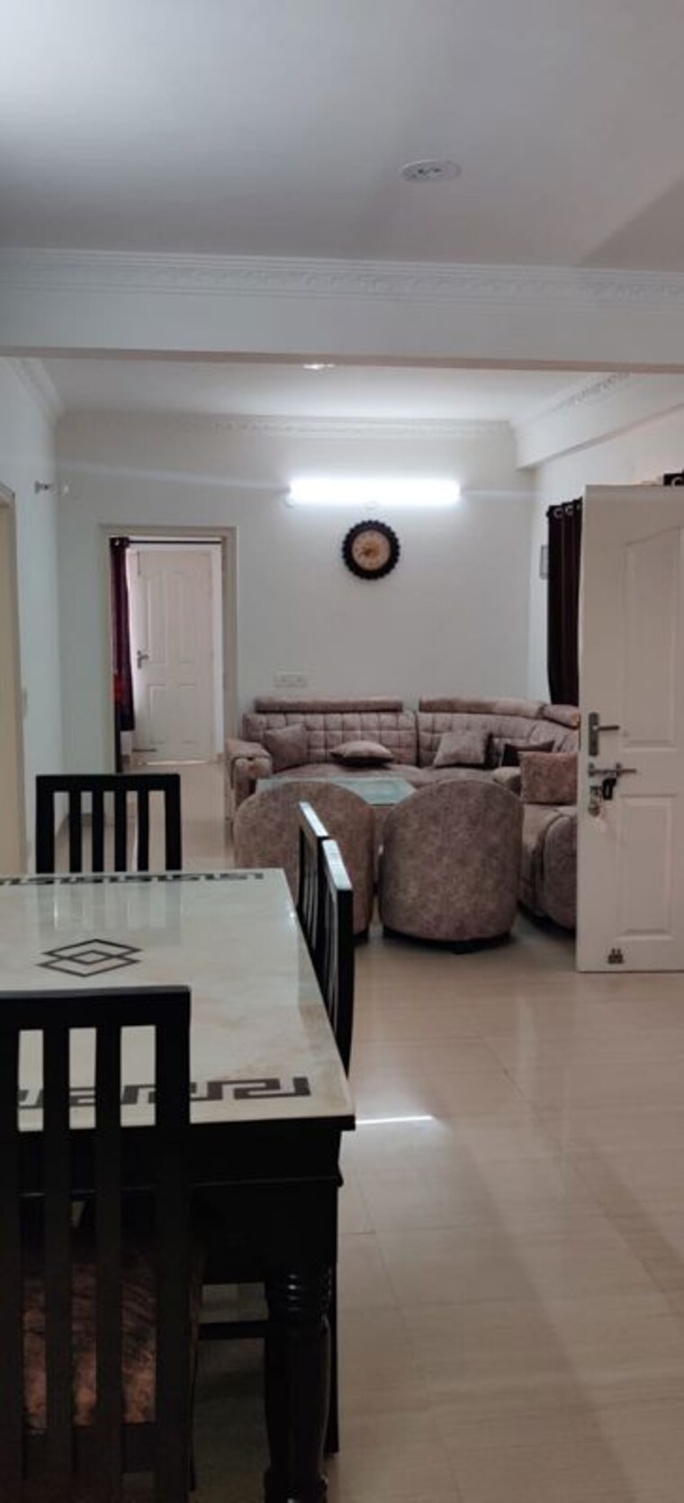 Living Room, highland-park-chandigarh 3 Bedroom 1700 Sq.Ft. Apartment In Bhabat Zirakpur 9401137