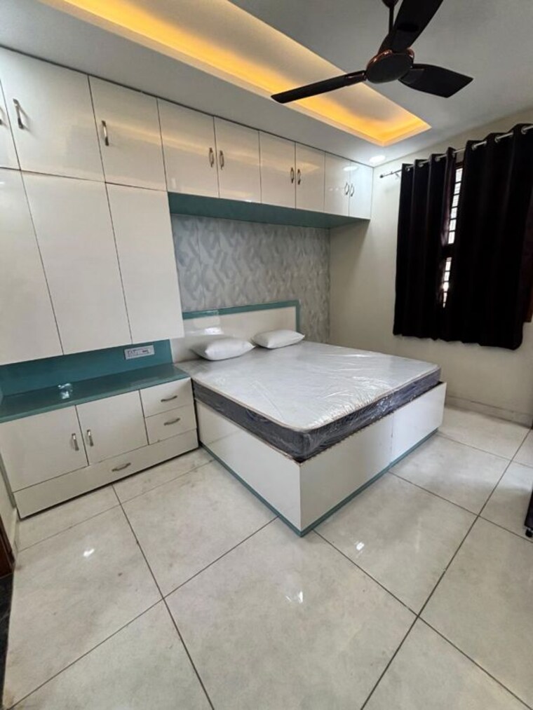 Room, sushma-grande-nxt 1 Bedroom 1000 Sq.Ft. Apartment In Lohgarh Zirakpur 9400943