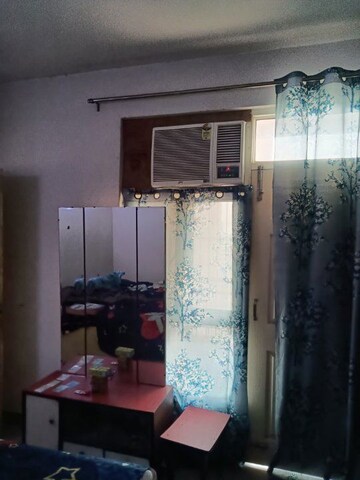 Master Bedroom in 2 BHK Apartment at Supertech Cape Town, Sector 74 – for Sale